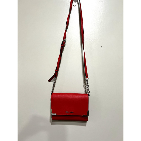 Red Saffiano Leather functional Classic Wallet on Chain Crossbody Purse NWOT - Picture 3 of 9